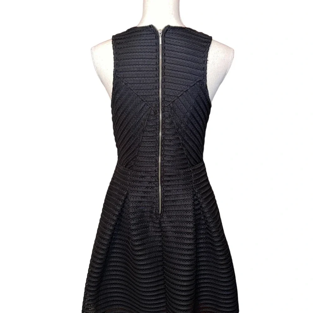 Mossimo Women’s Fit & Flare Little Black Dress Size Medium - Picture 2 of 6